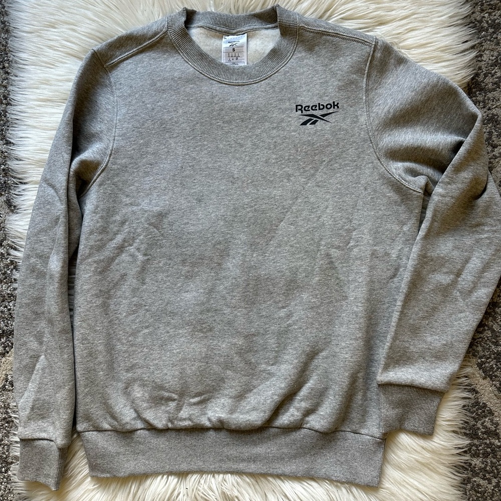 Reebok gray relaxed fit crewneck sweatshirt - Picture 5 of 13